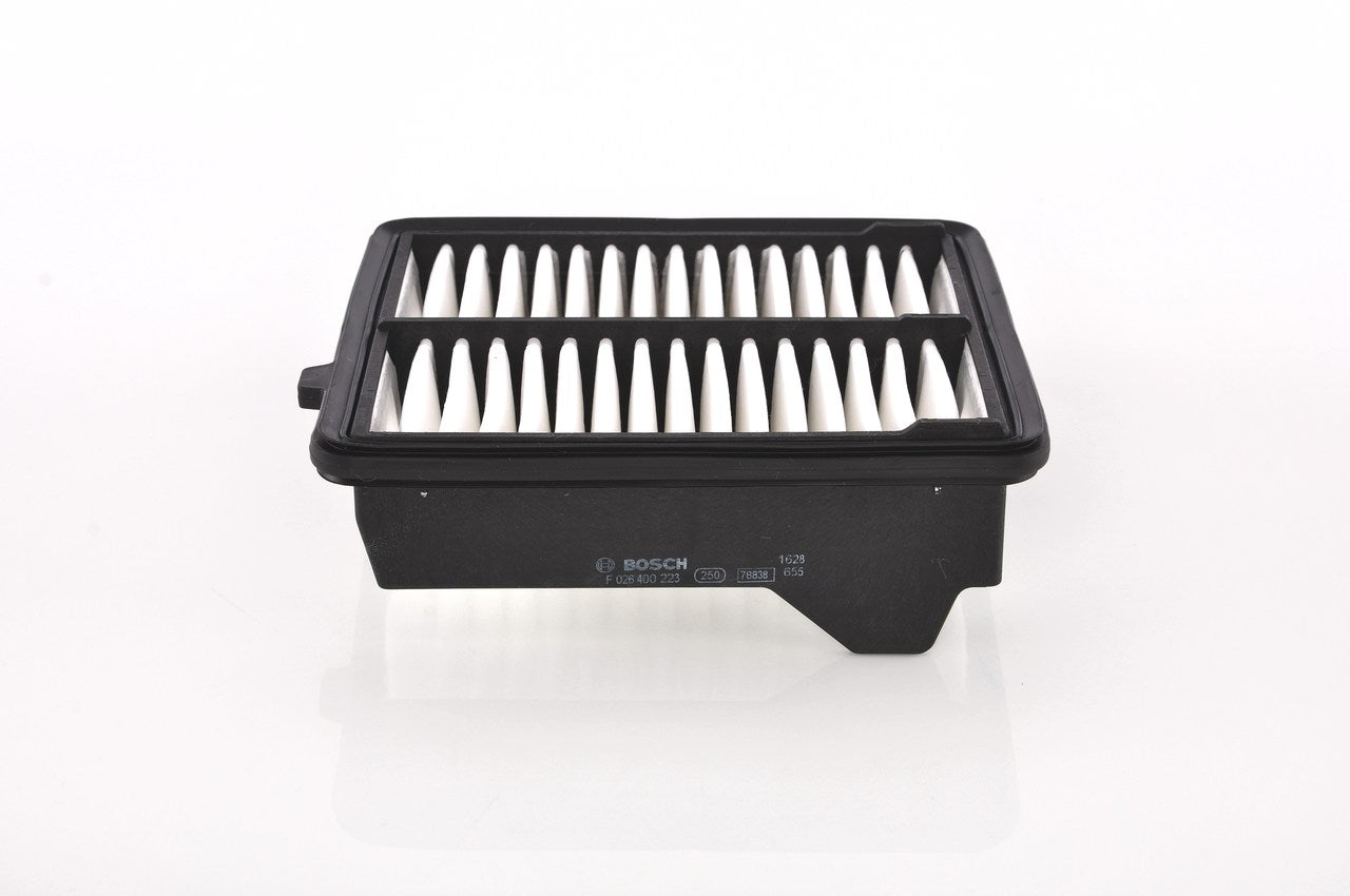 BOSCH F 026 400 223 Filtru aer